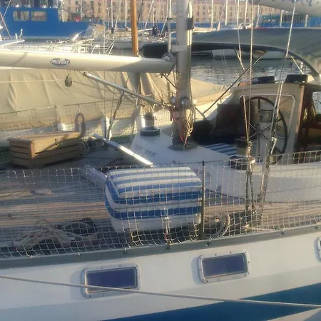 Botel Seagull Genova